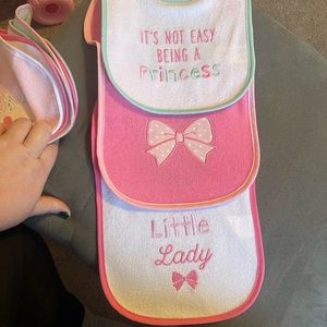 brand new Luvable Friends bibs
